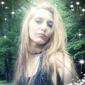 Meet your Posher, Tabitha